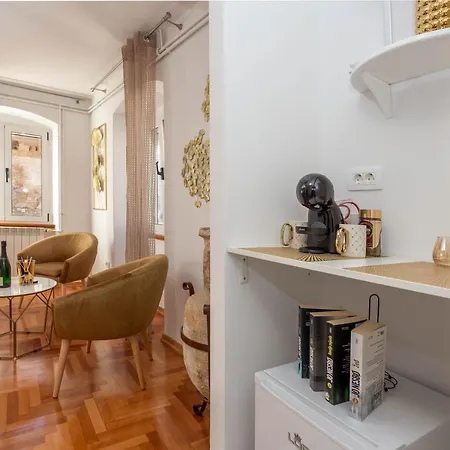 Guest house Deluxe Dreamy In The Center Of Hvar With Sea View *